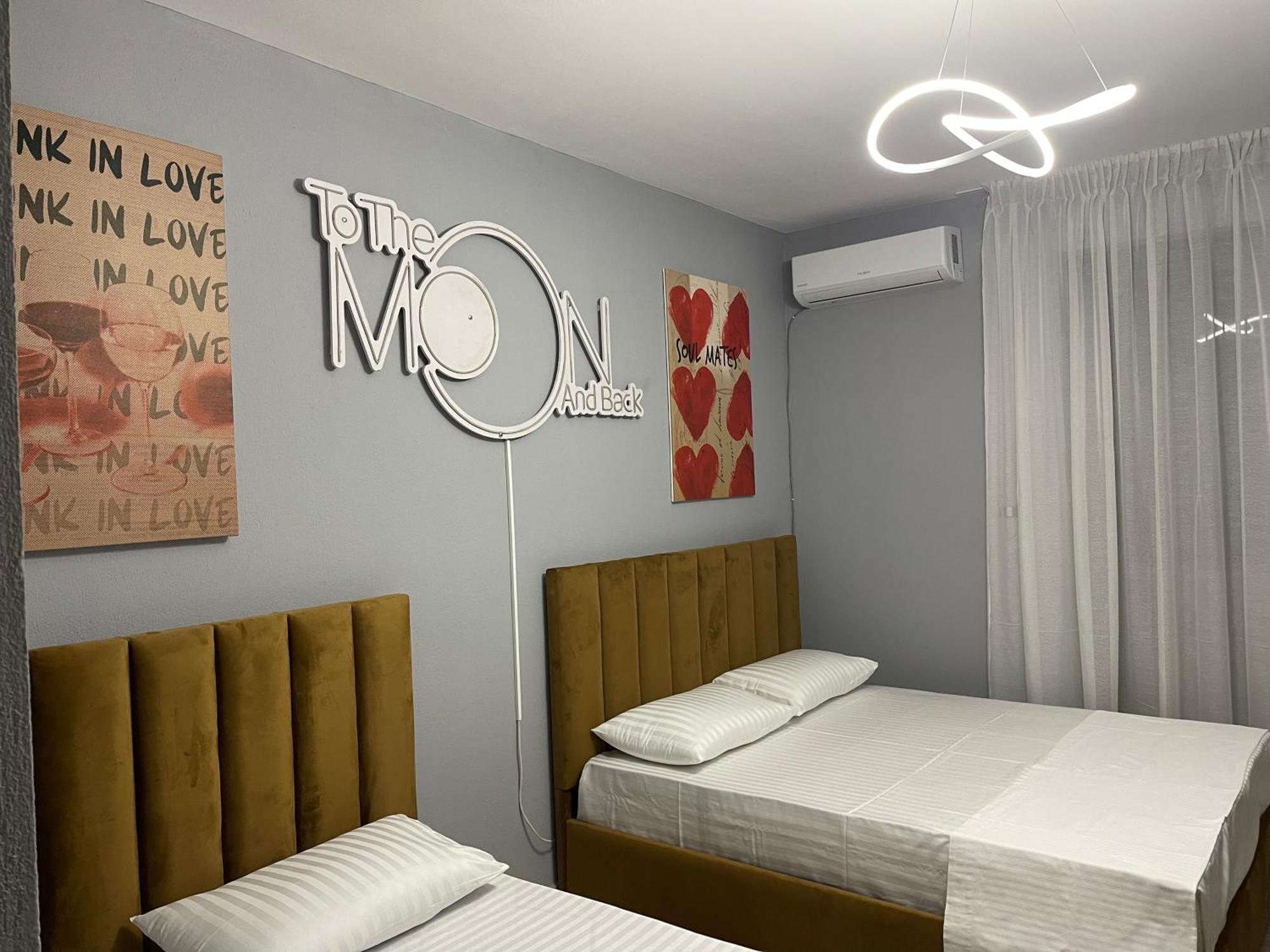 Super House 2 Blloku - 3 Rooms Tirana Exterior foto
