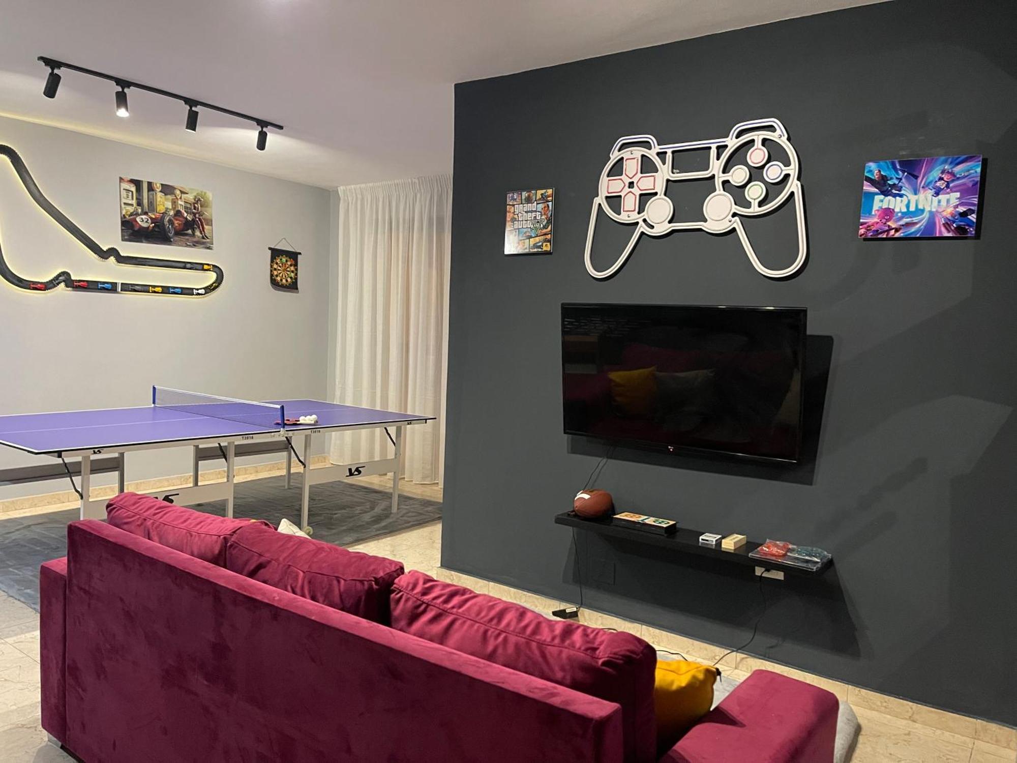 Super House 2 Blloku - 3 Rooms Tirana Exterior foto